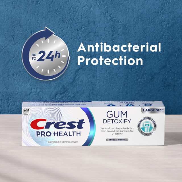 Crest Pro-Health Gum Detoxify Toothpaste, Gentle Whitening - View 3